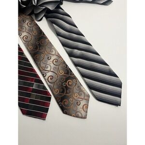 Men's tie lot-includes 2 silk
